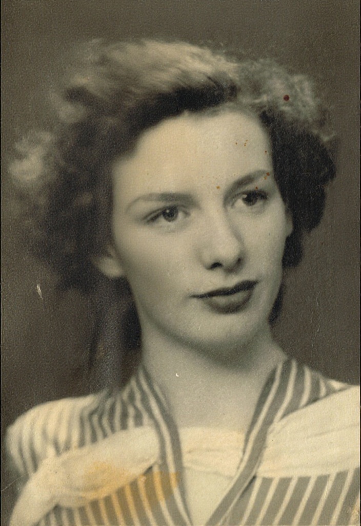 老照片（全能修复） photo-restoration 7maopic_pre_restore_00027_1757581248037.jpg